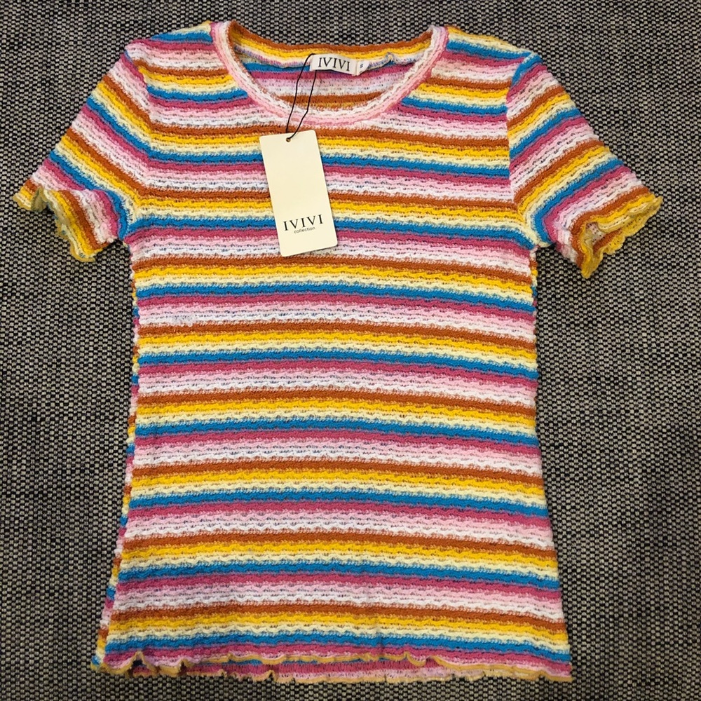 Nasty Gal 70’s rainbow tee 🌜